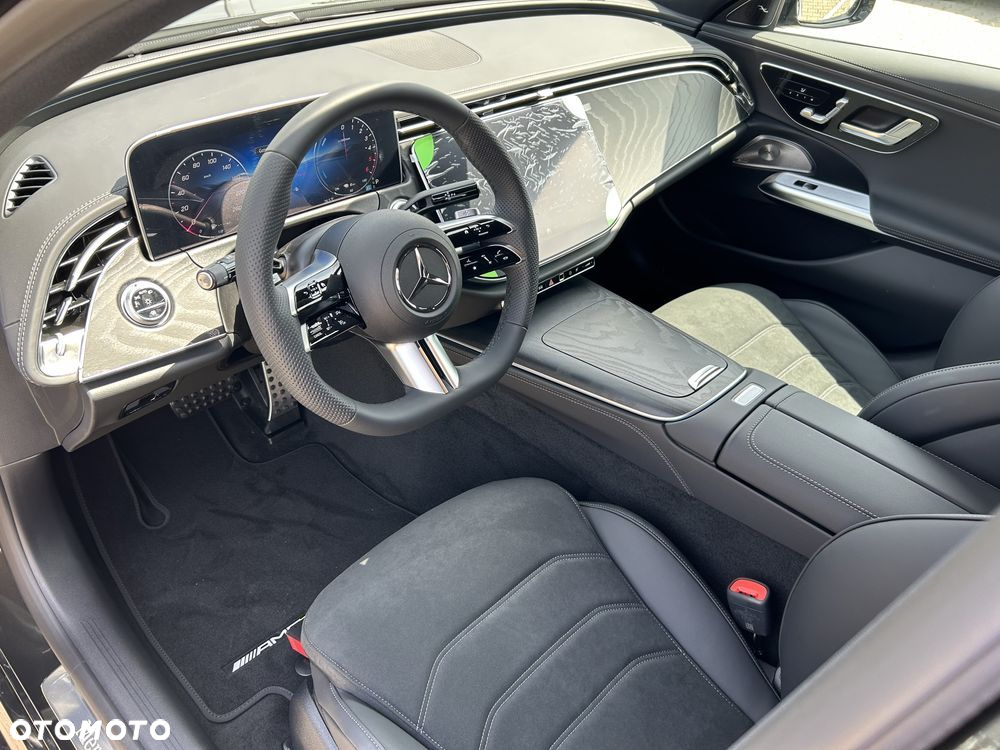 Mercedes-Benz Klasa E 300 PHEV 4-Matic AMG 9G-Tronic - 10