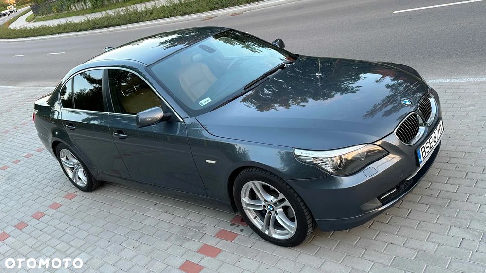 BMW Seria 5 530i xDrive Edition Exclusive - 7
