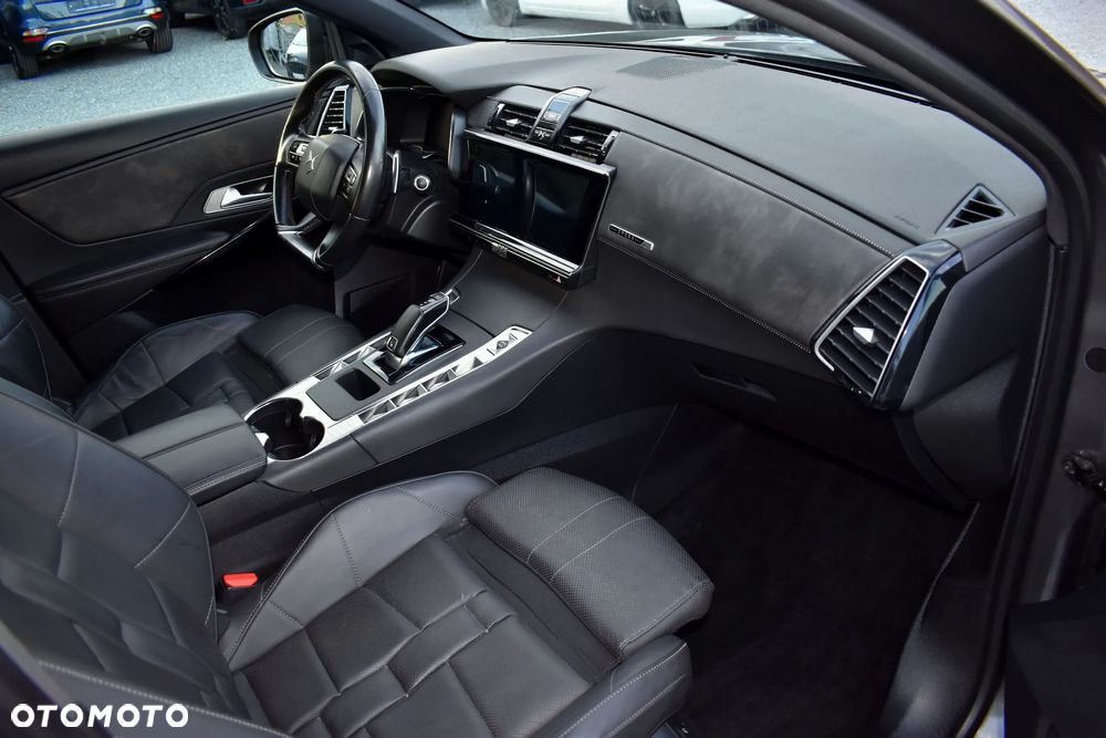 DS Automobiles DS 7 Crossback - 35