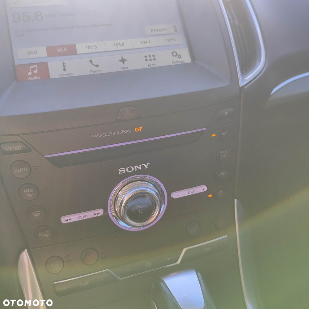 Ford Edge - 33