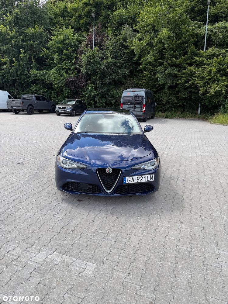 Alfa Romeo Giulia 2.0 Turbo 16V AT8 Veloce Ti - 10