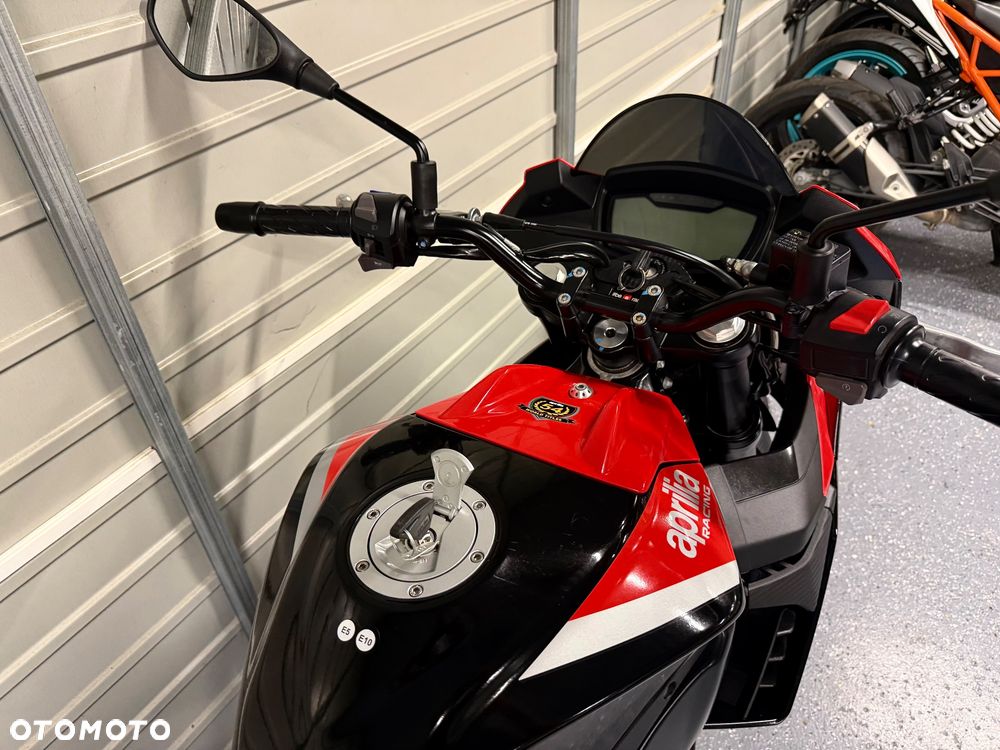 Aprilia Tuono - 7