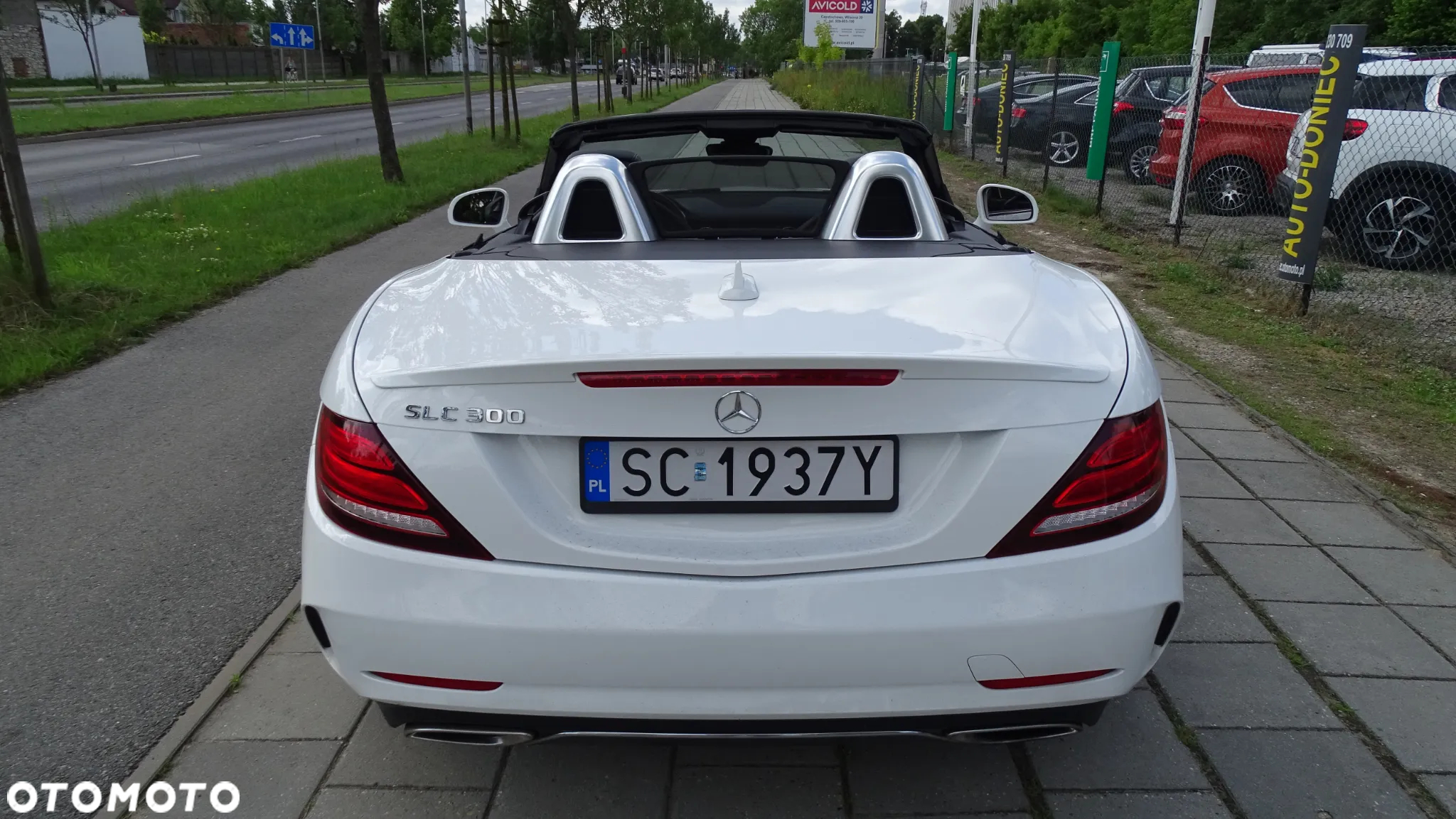 Mercedes-Benz SLC 300 9G-Tronic - 21