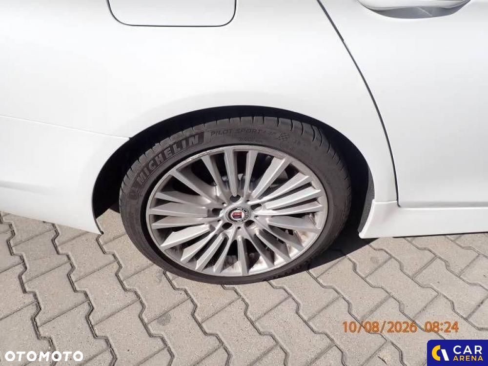 BMW Seria 5 - 35