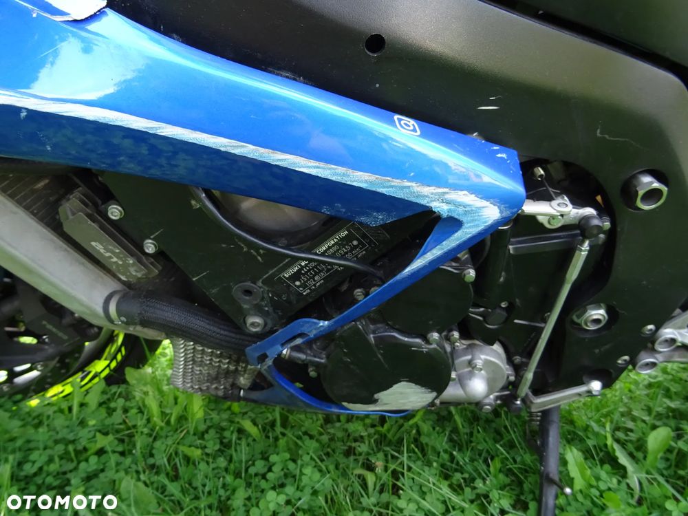 Suzuki GSX-R - 7