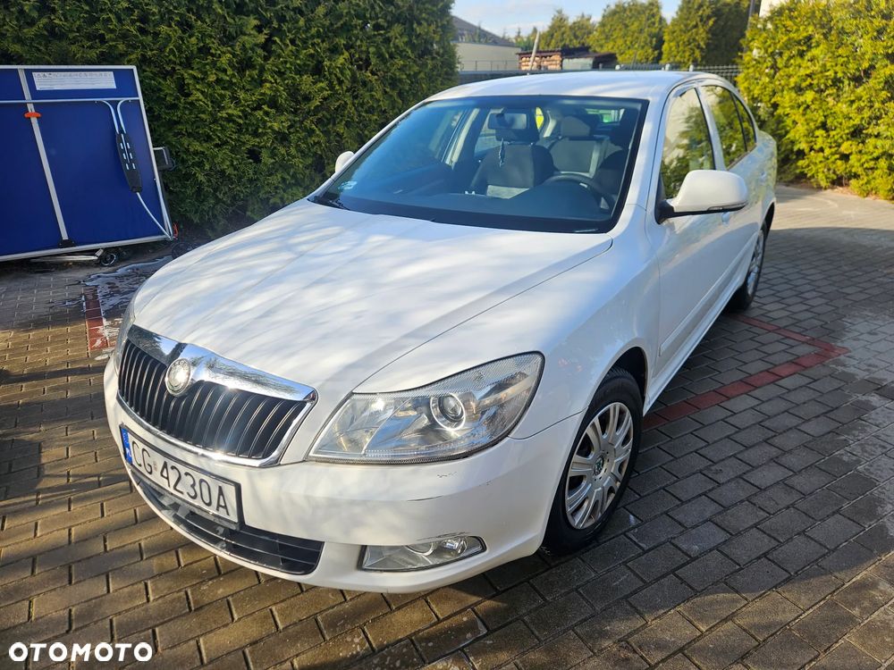 Skoda Octavia 1.6 Ambition - 1