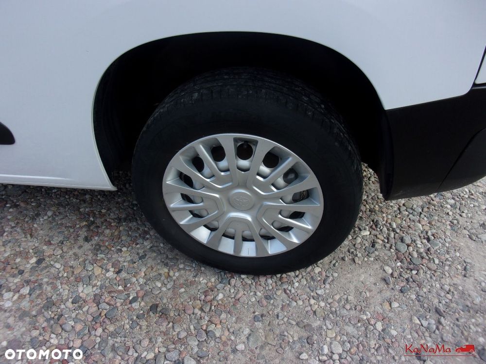 Toyota Proace City - 37