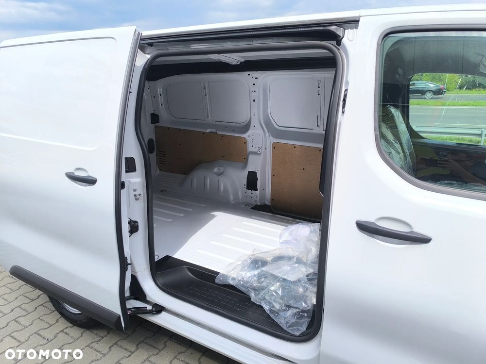 Opel Vivaro Extra Long - 8