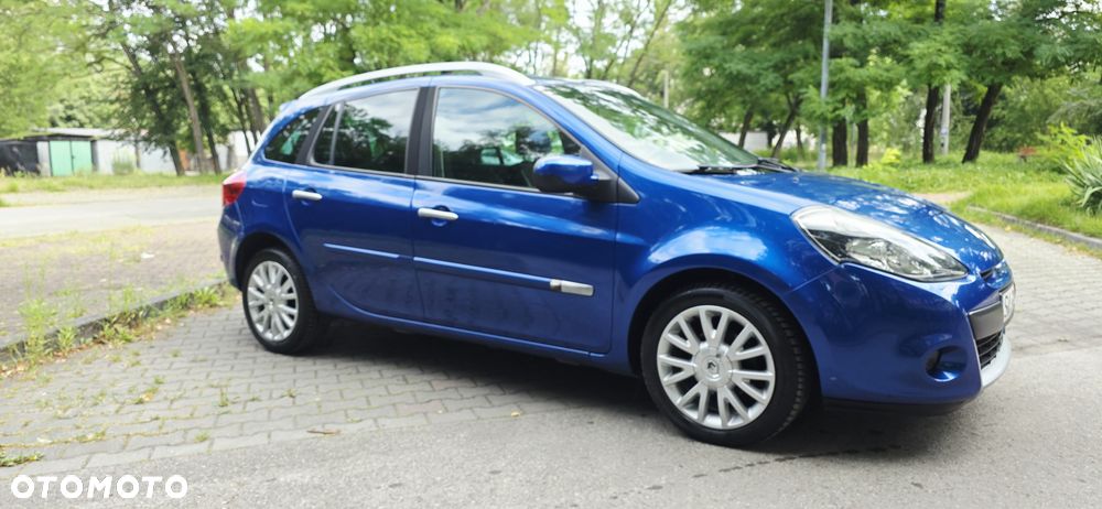 Renault Clio - 28