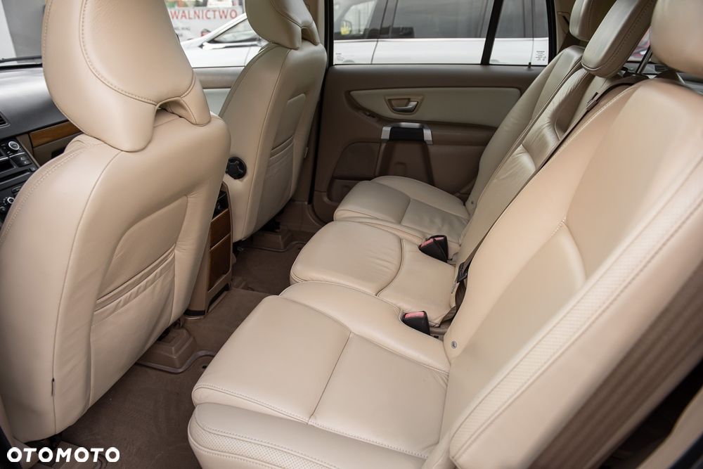 Volvo XC 90 D5 Summum - 23