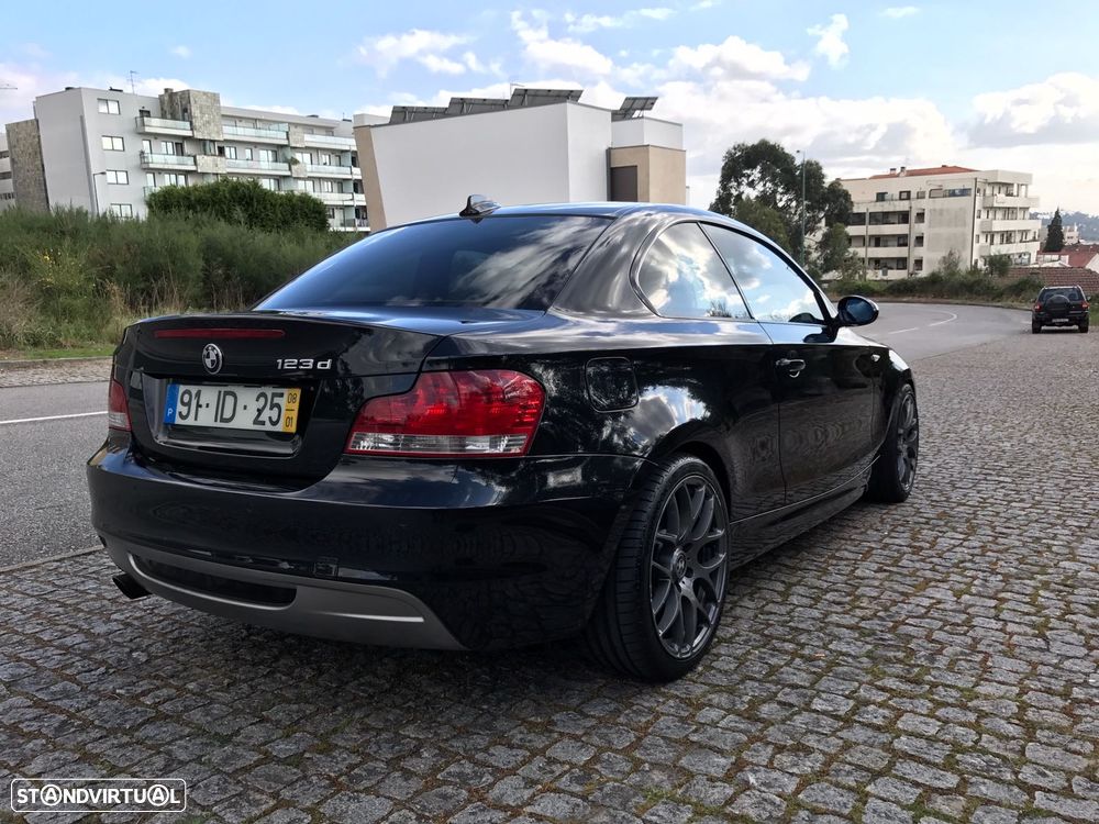 BMW 123 d Coupe - 8