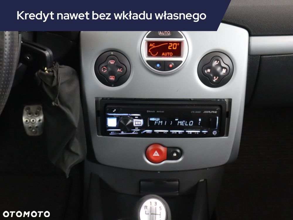 Renault Clio - 15