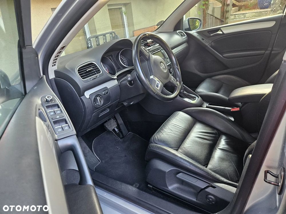 Volkswagen Golf 2.0 TDI DPF DSG Highline - 13