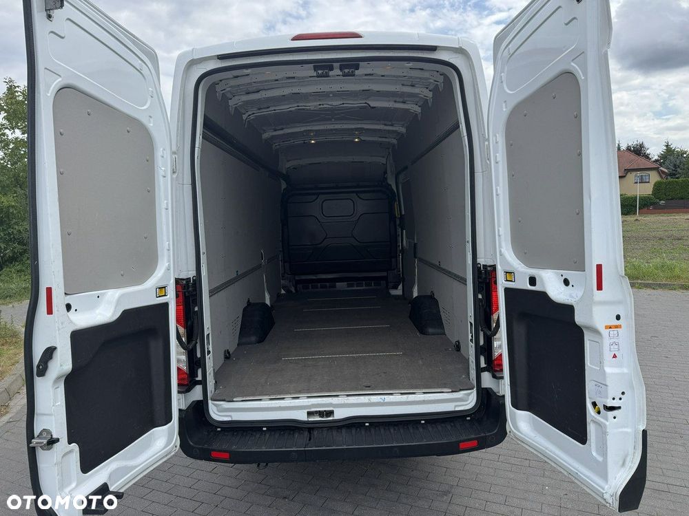 Ford Transit - 9