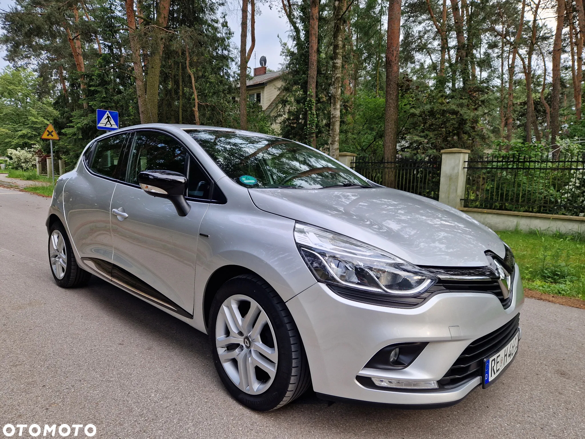 Renault Clio 1.2 16V Limited EU6 - 6