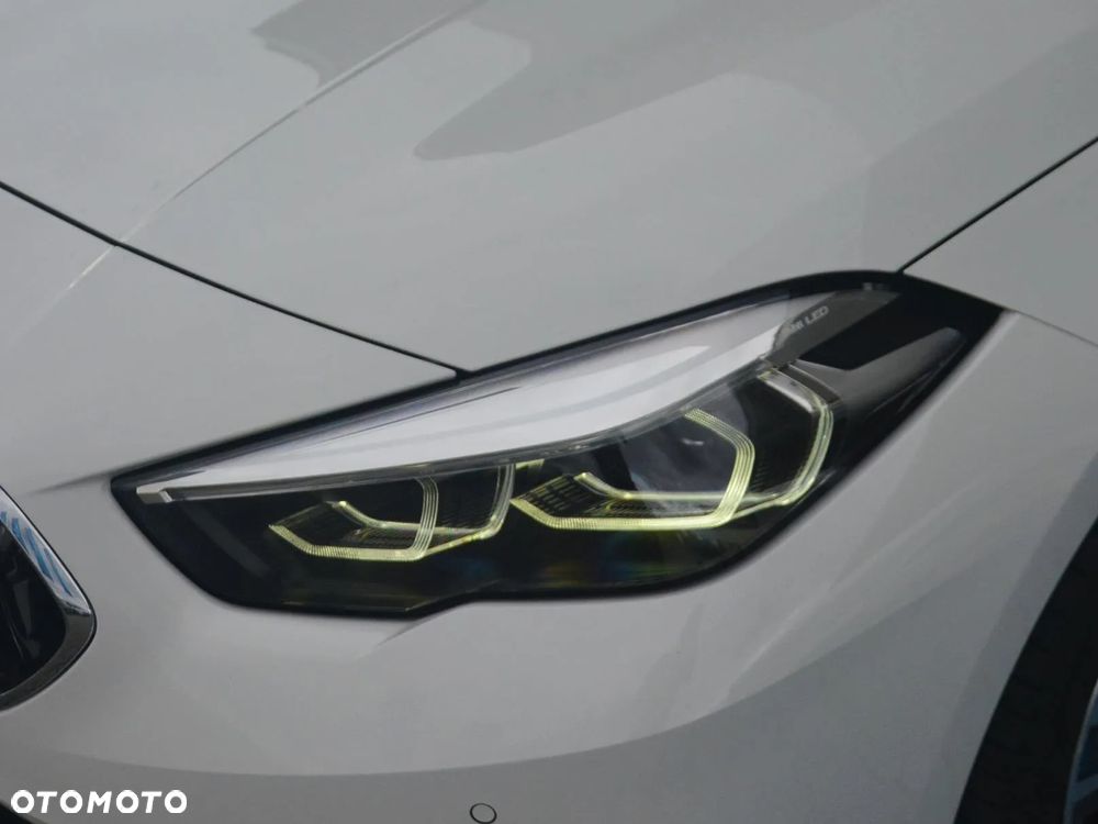 BMW Seria 2 218d Sport Line - 12