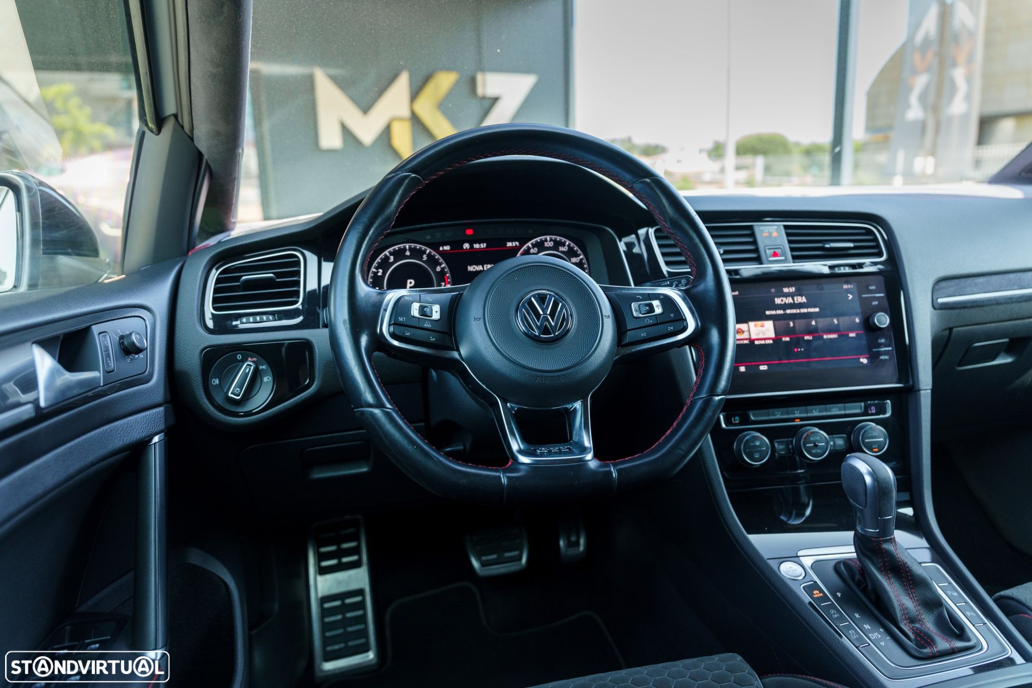 VW Golf 2.0 TSI GTI DSG Performance - 10