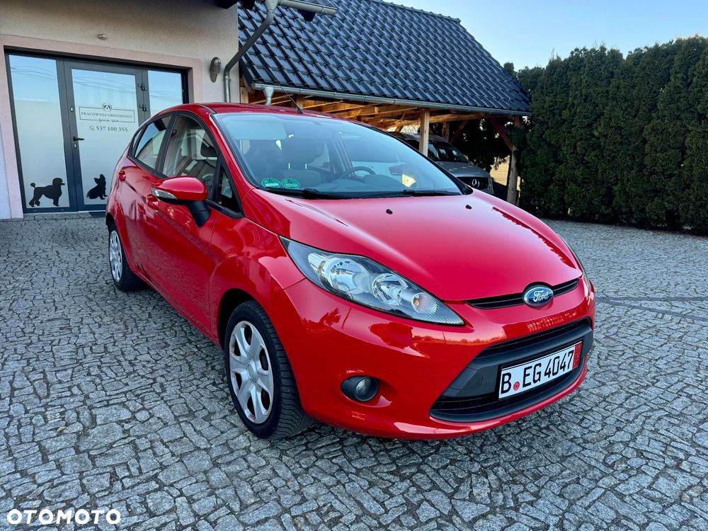 Ford Fiesta 1.25 Celebration - 3
