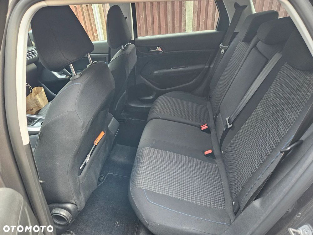 Peugeot 308 1.2 PureTech Allure S&S - 15