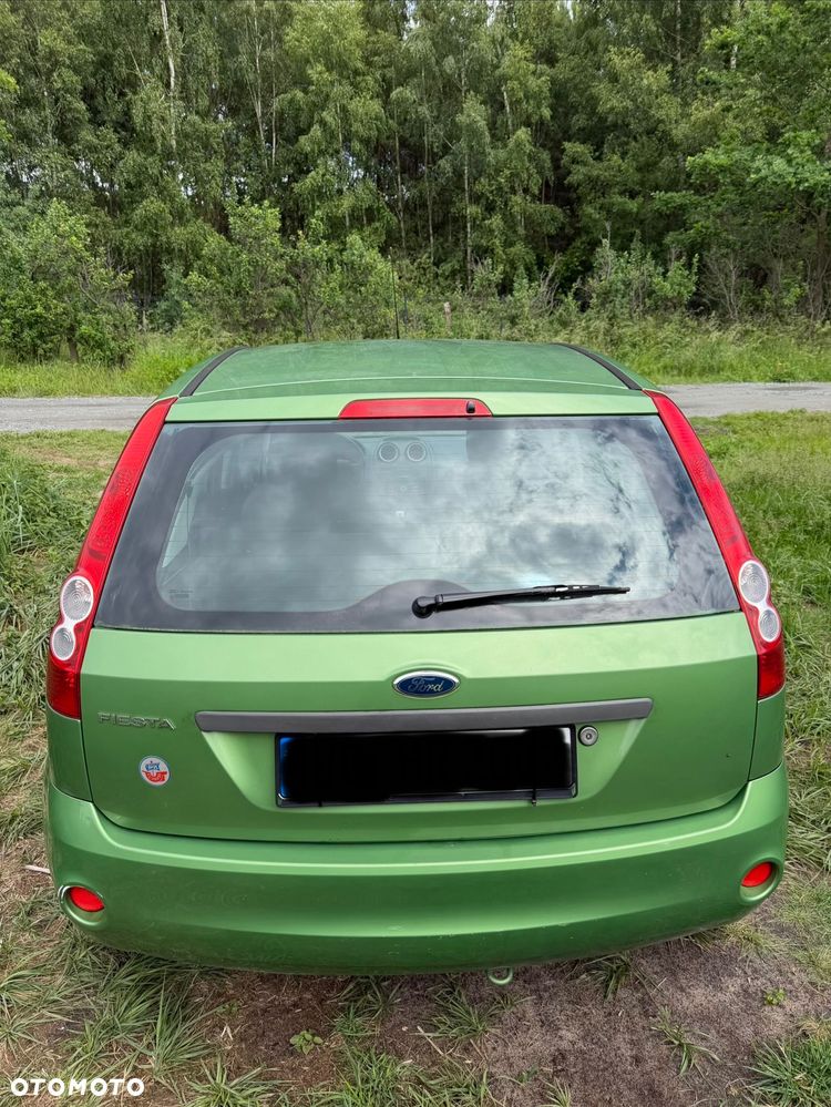 Ford Fiesta 1.4 Champions Edition - 6