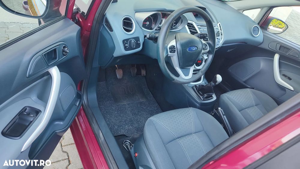 Ford Fiesta 1.25 Titanium - 8