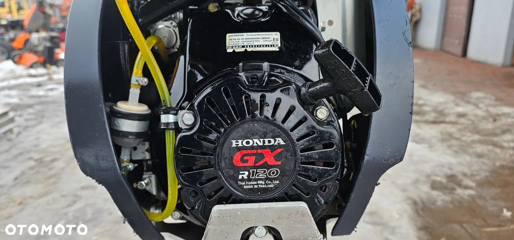 Zagęszczarka stopowa skoczek Bomag BT60 - 7