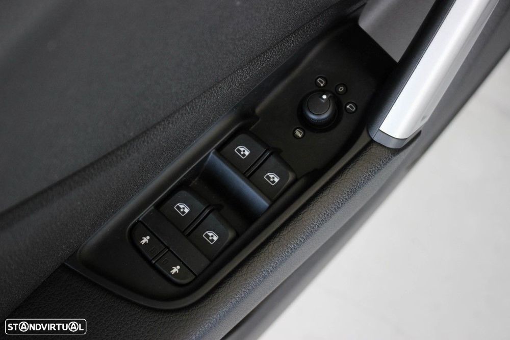 Audi Q2 35 TFSI S tronic - 12