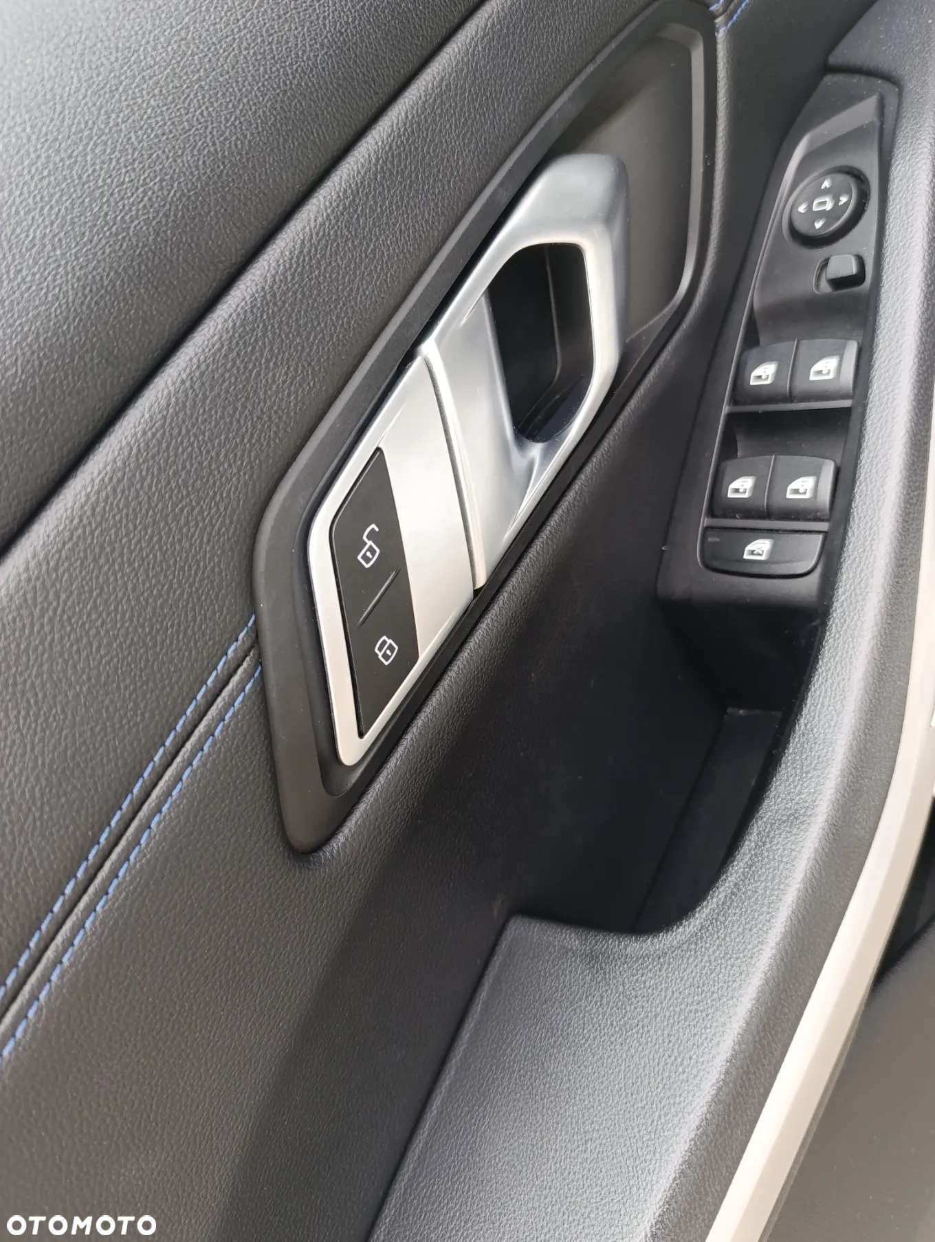 BMW Seria 3 318d M Sport - 10