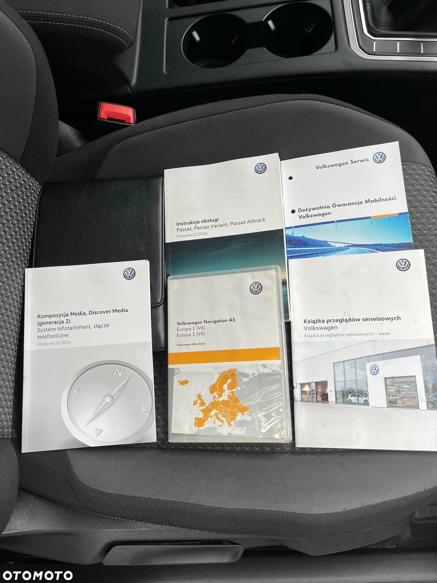Volkswagen Passat 1.4 TSI BMT Trendline - 33