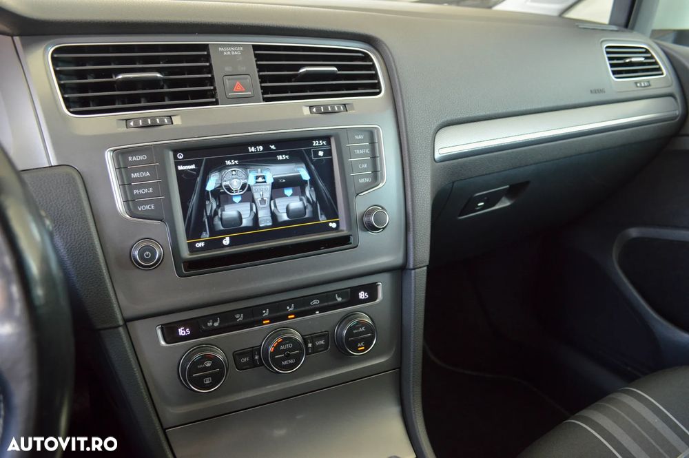 Volkswagen Golf 1.6 TDI DSG BMT Highline - 23