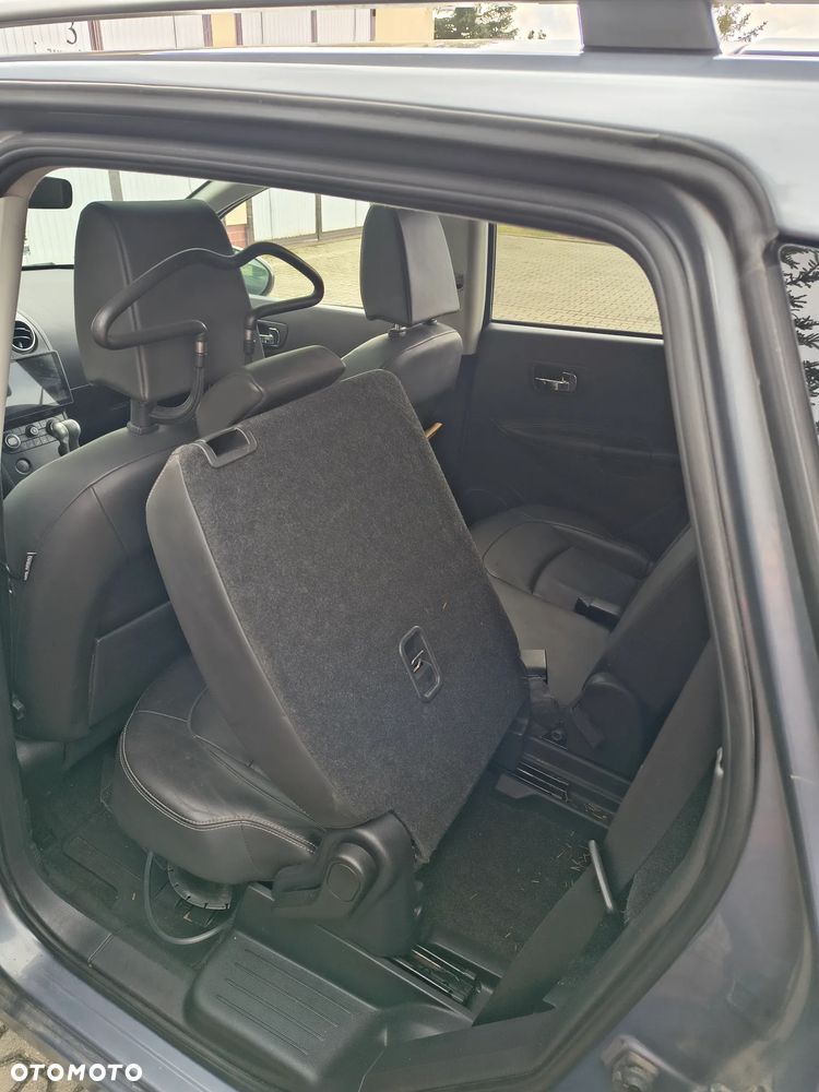 Nissan Qashqai+2 - 6