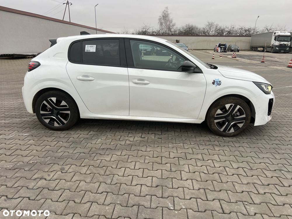 Peugeot 208 Benzin 100 Allure - 5