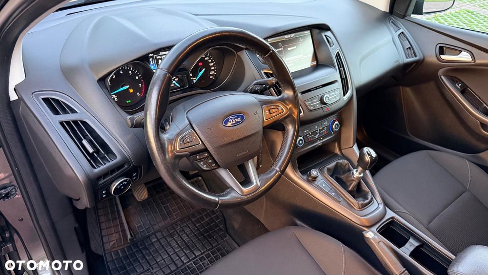 Ford Focus 1.0 EcoBoost Gold X (Trend) - 12