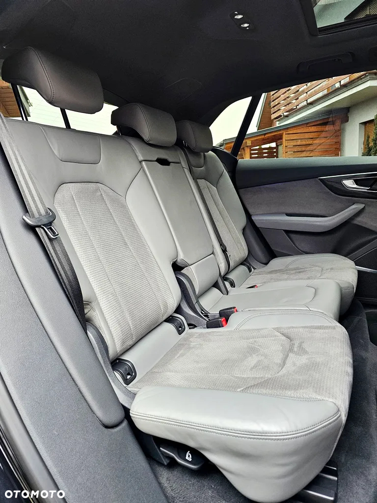 Audi Q8 - 16