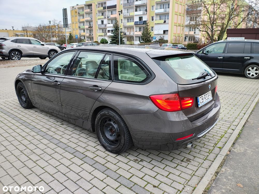 BMW Seria 3 320d Sport-Aut Modern Line - 3