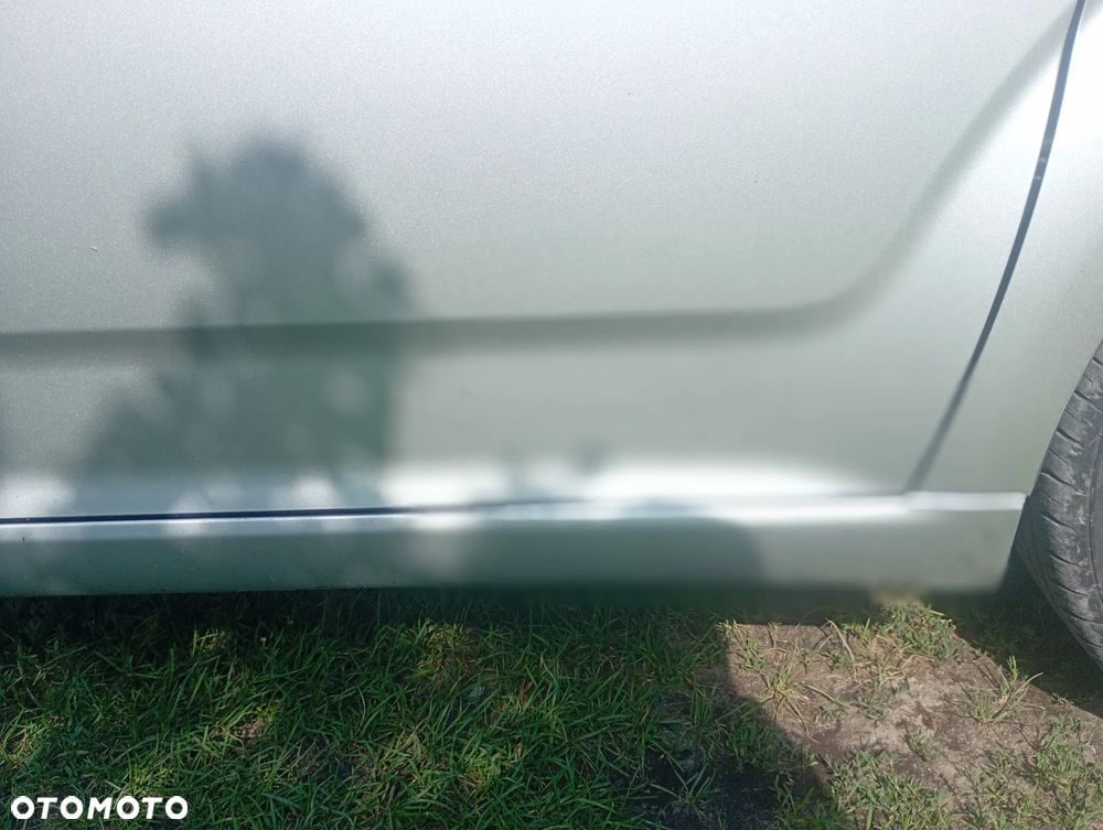 Toyota Corolla Verso 2.2 D-4D Sol 7os - 13