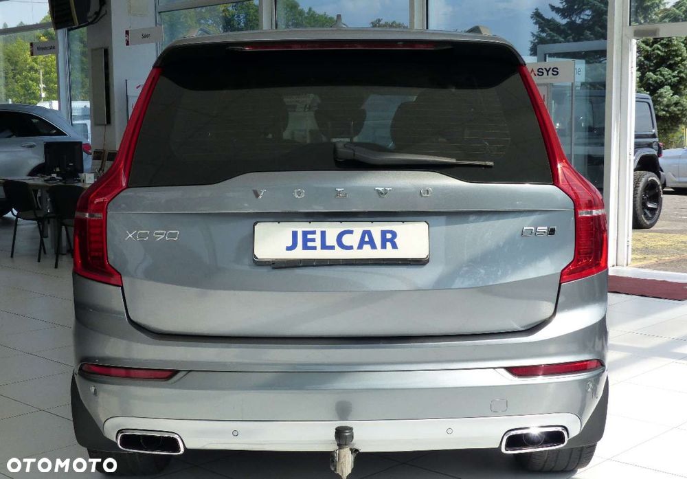 Volvo XC 90 D5 SCR AWD Momentum - 9
