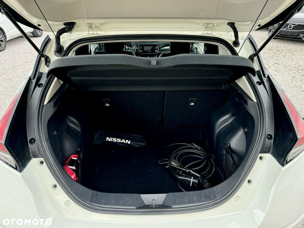 Nissan Leaf 40kWh Tekna - 19