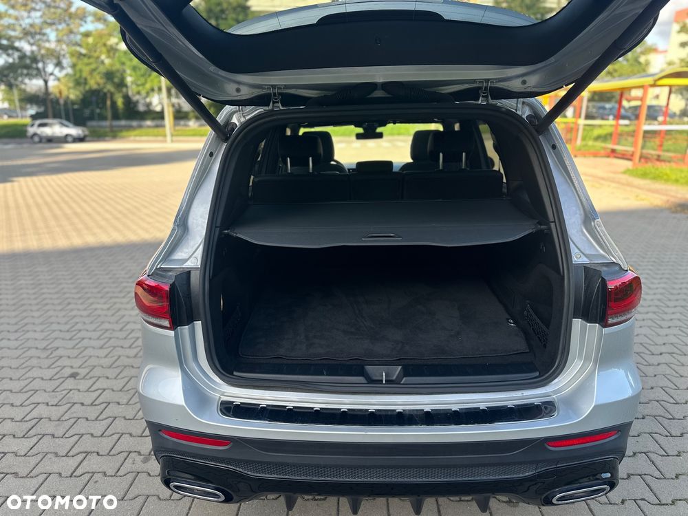 Mercedes-Benz GLB 250 4-Matic AMG Line 8G-DCT - 11