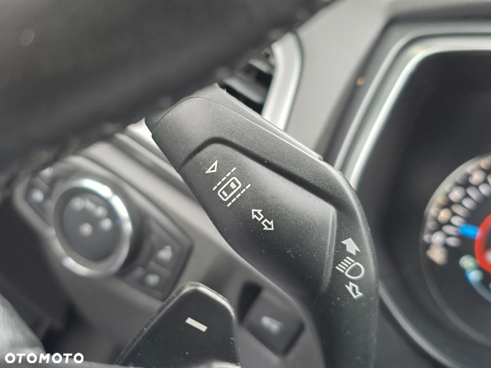 Ford Mondeo 2.0 EcoBoost Titanium S - 27