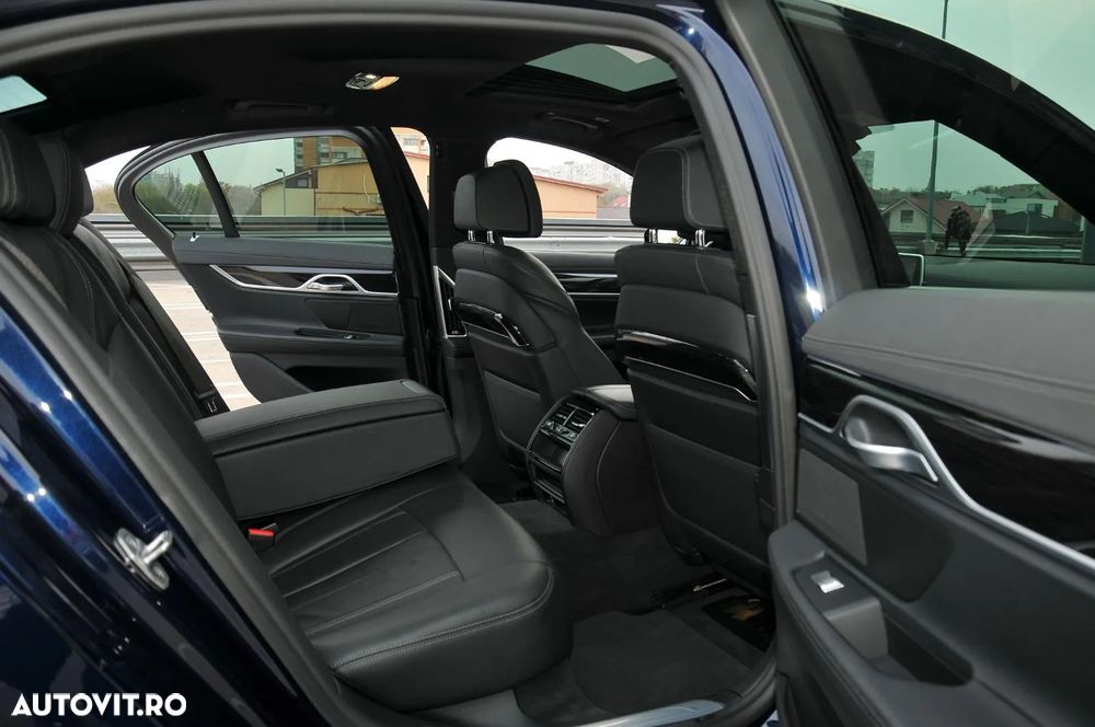 BMW Seria 7 730d xDrive - 10
