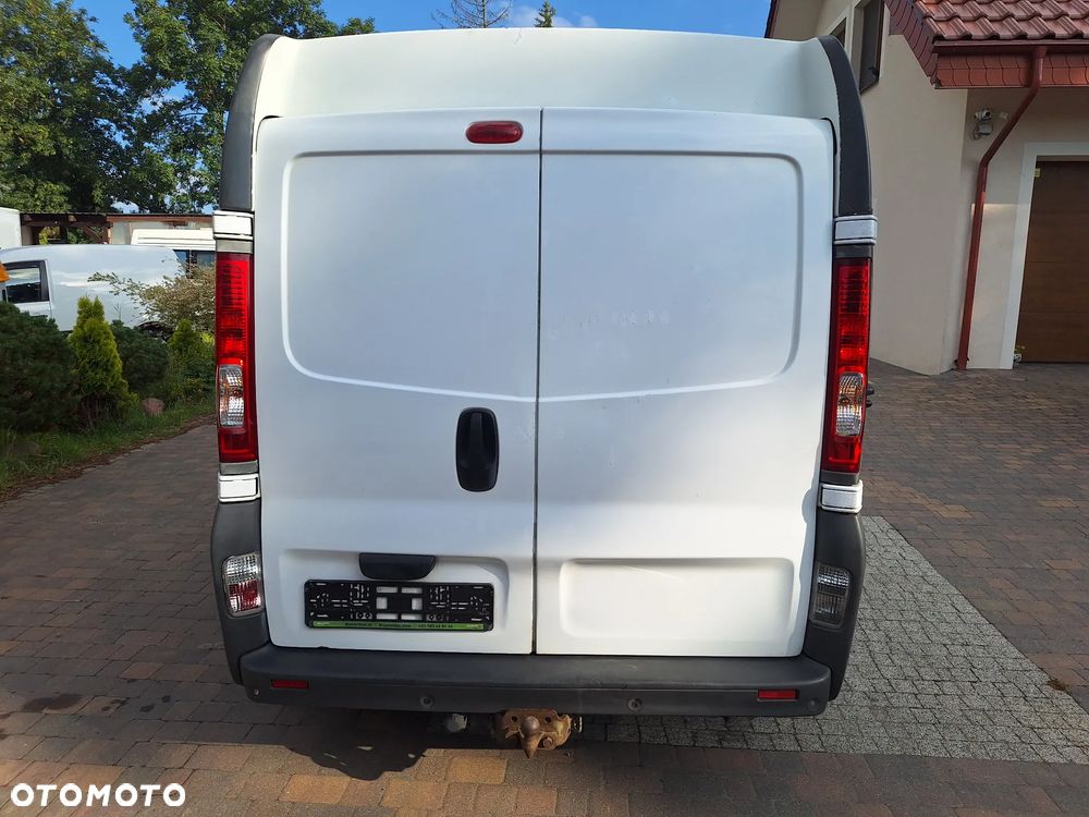 Opel Vivaro - 16