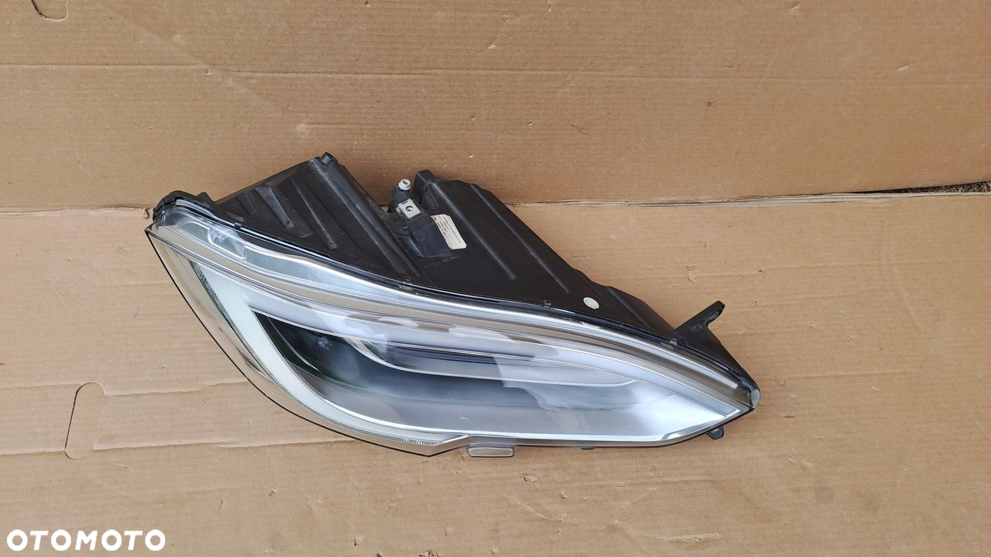TESLA S LIFT PRAWA LAMPA FULL LED ŁADNA 1065046 UŻYWANA - 4