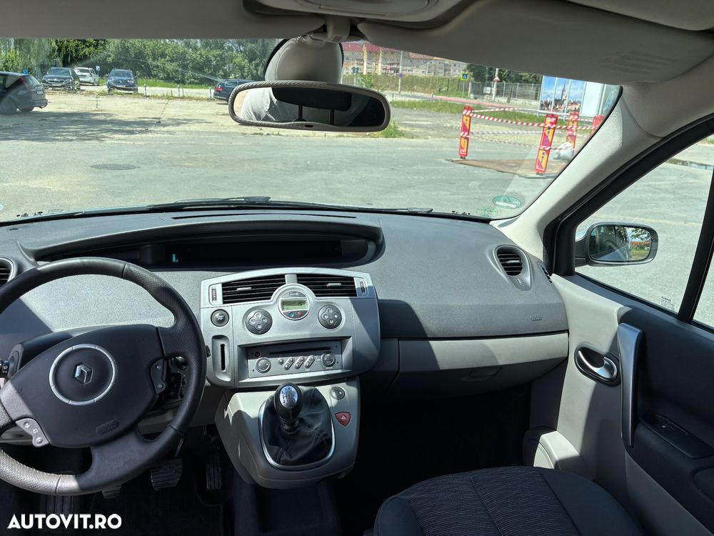 Renault Grand Scenic 1.9 dCi XXL FAP Avantage - 9