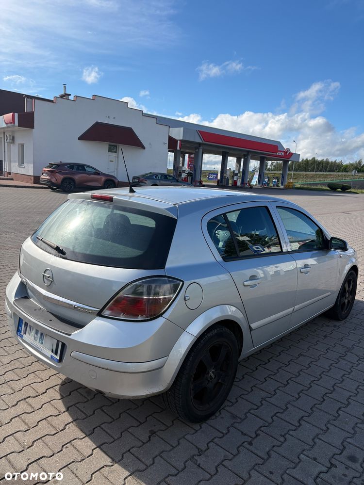 Opel Astra - 9