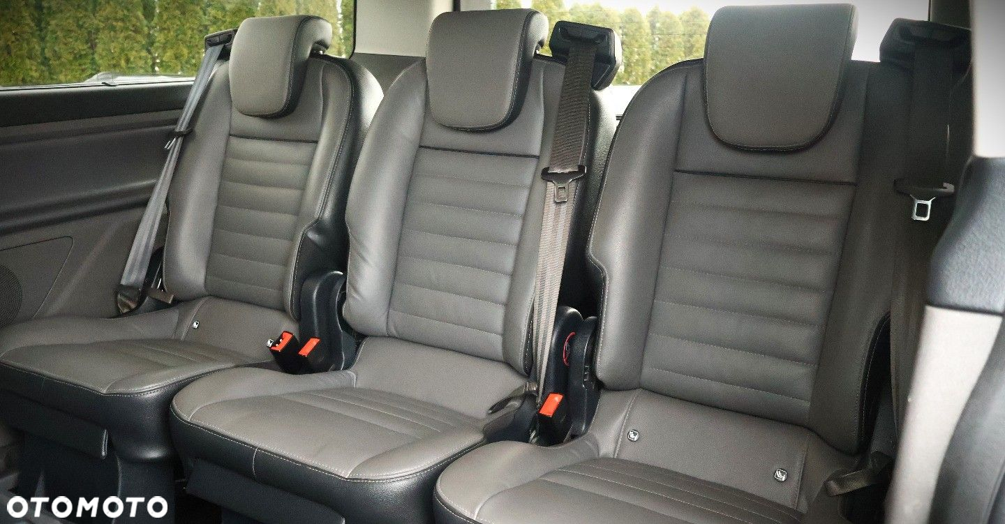 Ford Tourneo Custom - 18