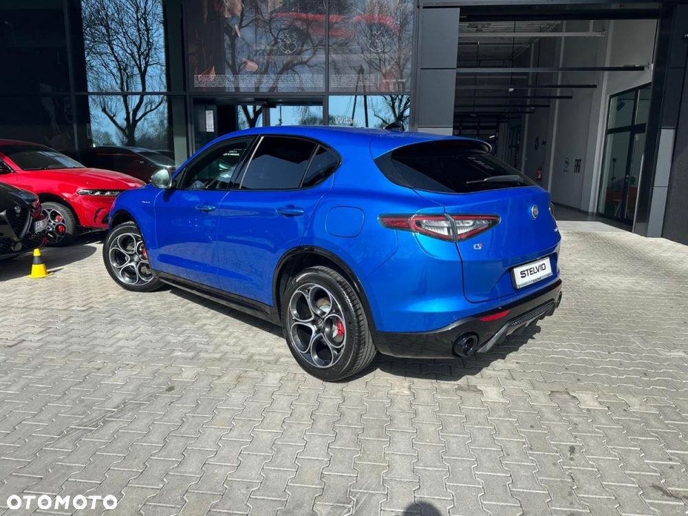 Alfa Romeo Stelvio - 7