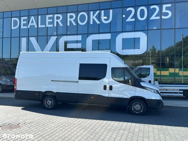 Iveco 35S18HV
