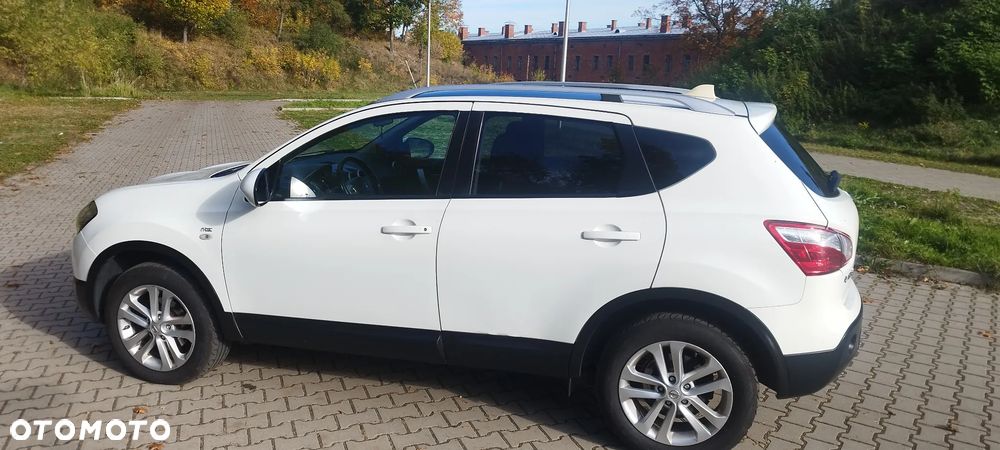 Nissan Qashqai 2010 photo 4