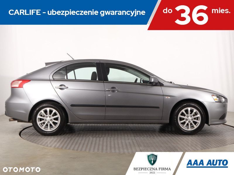 Mitsubishi Lancer - 8